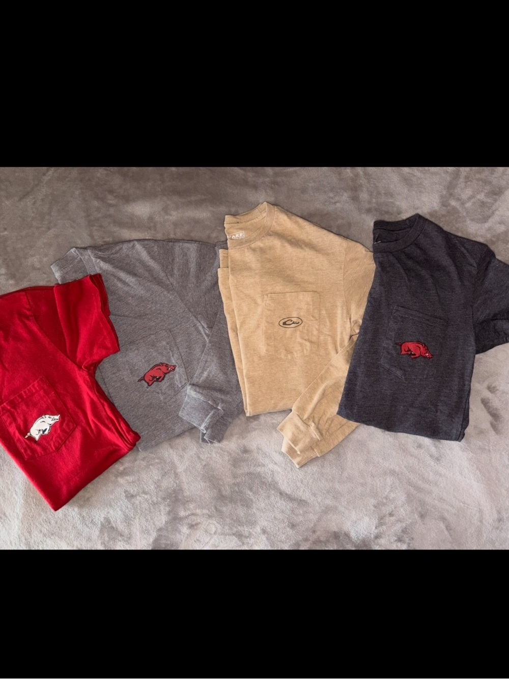 4 Drake Arkansas pocket Tees Men’s S/M